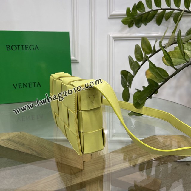 Bottega veneta高端女包 KF0017 寶緹嘉Cassette肩背女包 BV新款放大編織斜挎包  gxz1383
